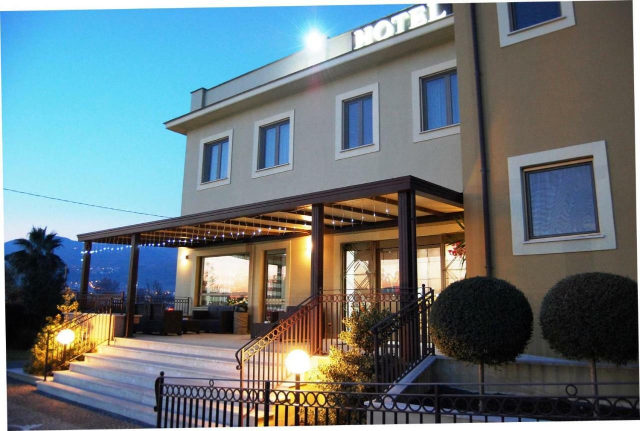 Giga Hotel Villa Santa Lucia Eksteriør billede